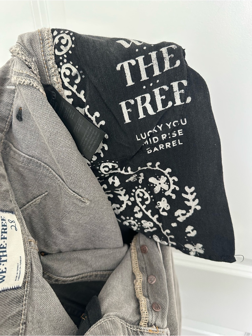 We The Free Lucky You Mid-Rise Barrel Jeans - Picture 5 of 6